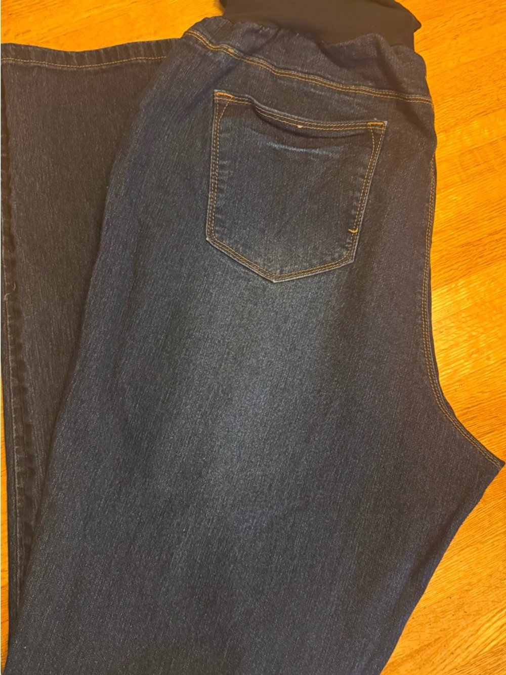 🚨LAST CHANCE; donating 4/22‼️ Maternity Dark Blue Elastic Waist Denim Jeans